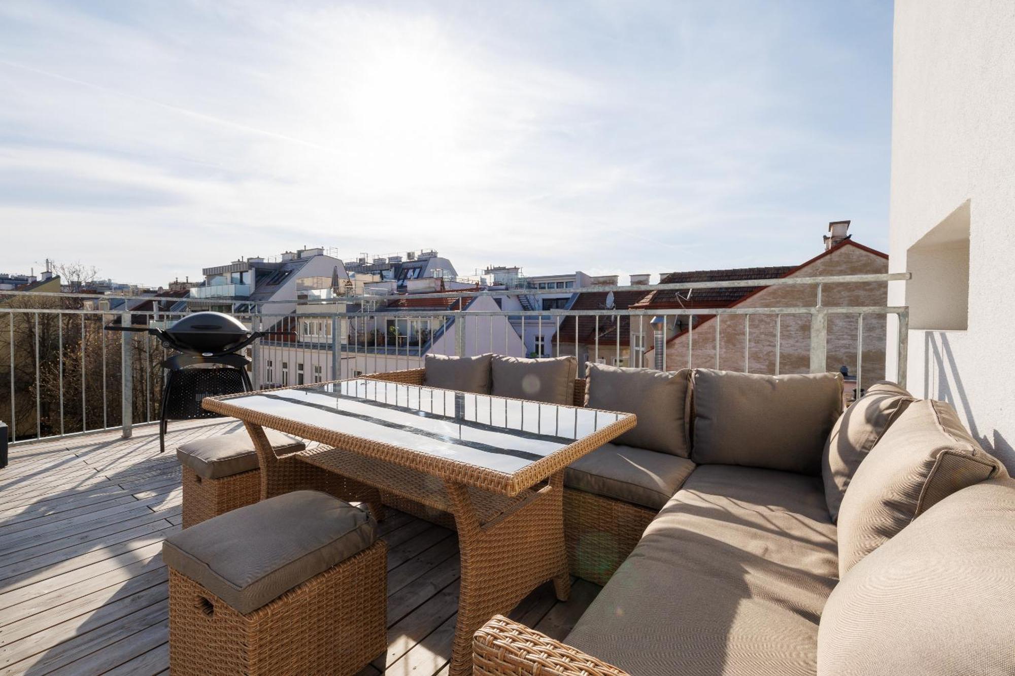 Symphony Apartments 38 - Modern Loft With Terrace And Grill In Central Location Vienna Exterior photo